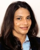 Neena D’Souza Headshot.