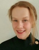Chiara Lemke Headshot.