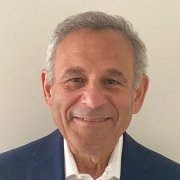 Mark Goldberg Headshot.