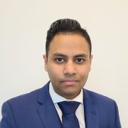 headshot of Raad Chowdhury.