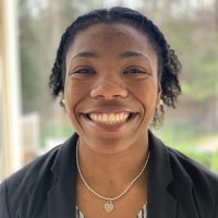 Briah Barksdale Headshot.