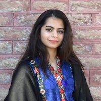 Hira Sakhawat Headshot.