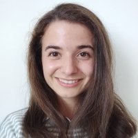 Sophie Eppinger Headshot.