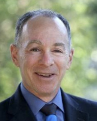 Edward Phillips Headshot.