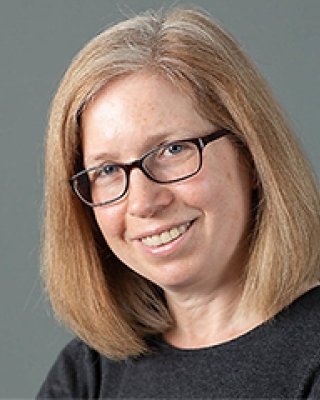 Eve Rittenberg Headshot.