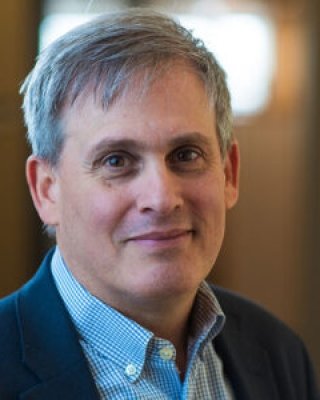Michael E. Chernew Headshot.