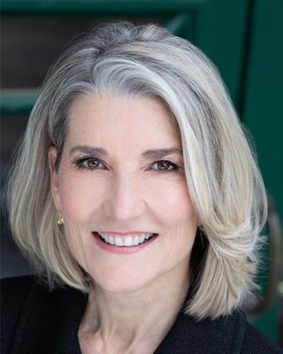 Amy Edmondson Headshot.