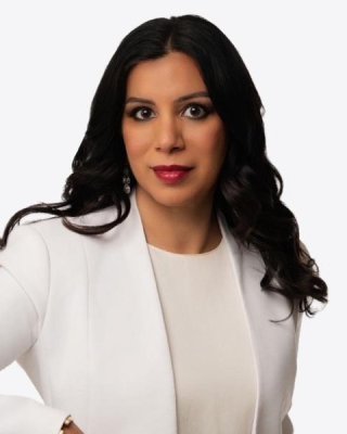 Headshot of Ami Bhatt