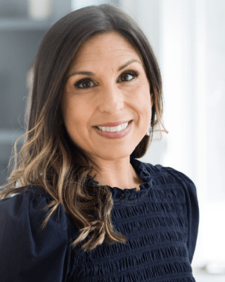 headshot of Heather Hirsch.