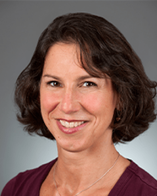 headshot of Naomi Gauthier.