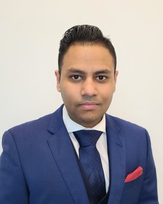 headshot of Raad Chowdhury.