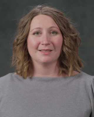 Sara Vetter headshot