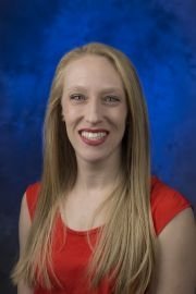 Beth Scholz Headshot.