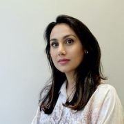 Reem J Alansari Headshot.