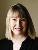 headshot of Jennifer Best.