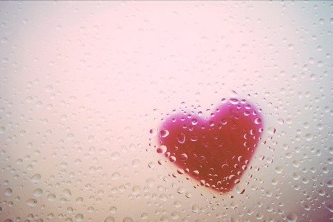 A drawing of a heart.