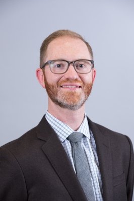 head shot of Geoffrey Stetson