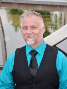 Brian Sharp Headshot.