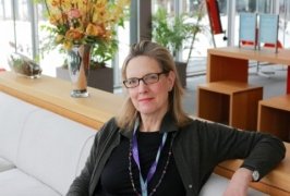 Corinne Zimmermann headshot.